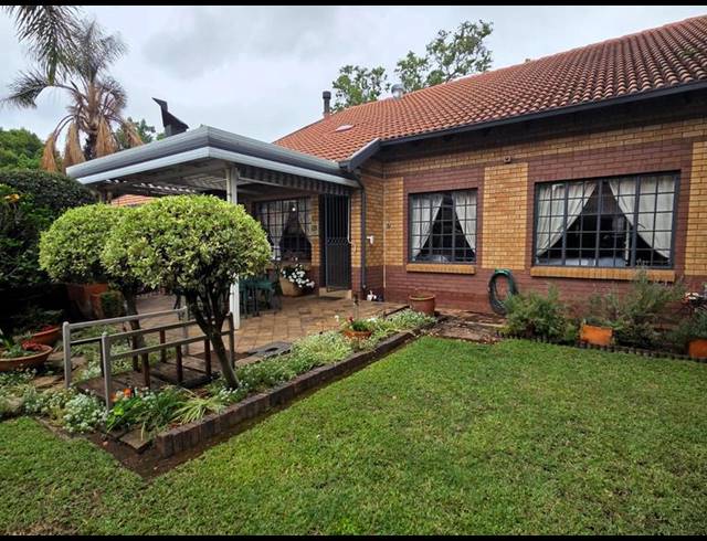 3 BEDROOM TOWNHOUSE FOR SALE IN DIE WILGERS